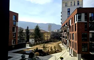 Тристаен апартамент в София, Славия