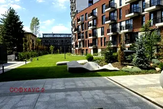 Тристаен апартамент в София, Славия