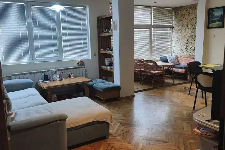 Тристаен апартамент във Варна, Спортна зала