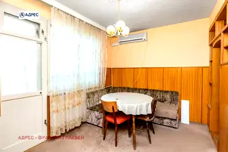 Тристаен апартамент в Плевен, Сторгозия