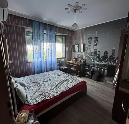 Снимка 3 — Тристаен апартамент в Плевен, Сторгозия