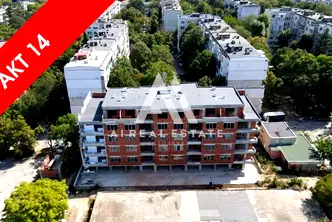 Тристаен апартамент в Плевен, Сторгозия