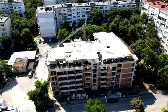 Тристаен апартамент в Плевен, Сторгозия