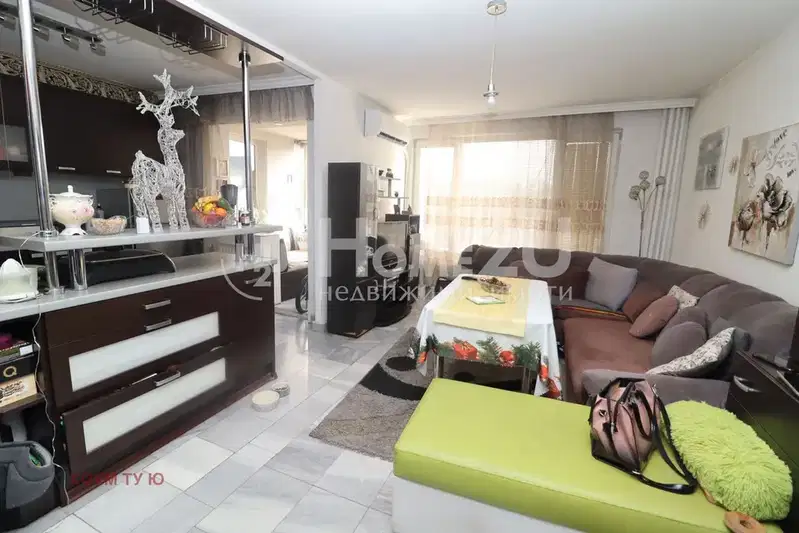 3-bedroom apartment in Sofiya, Strelbishte