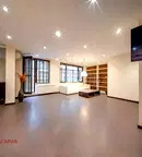 Просторен тристаен апартамент с южно изложение в Белите брези, София