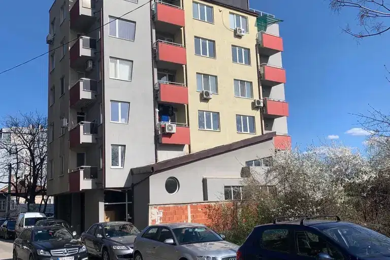 3-bedroom apartment in Sofiya, Suhata Reka