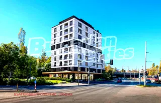 Тристаен апартамент в София, Сухата река