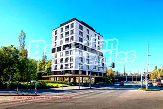 Тристаен апартамент в София, Сухата река