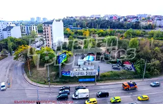 Тристаен апартамент в София, Сухата река