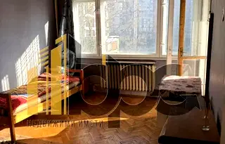 Тристаен апартамент в София, Света Троица