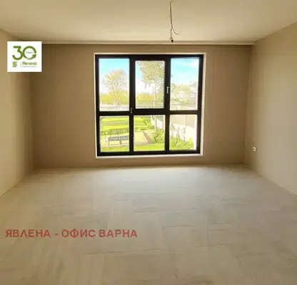 Снимка 3 — Тристаен апартамент във Варна, Свети Никола
