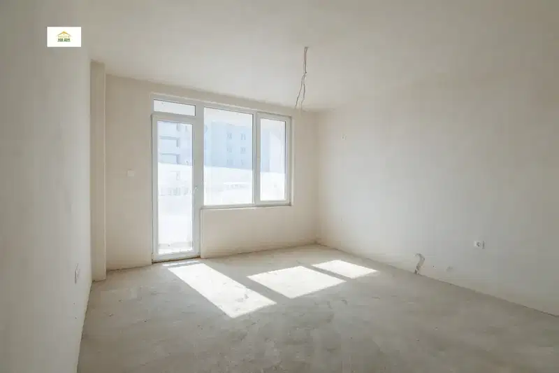 3-bedroom apartment in Plovdiv, Sydiiski