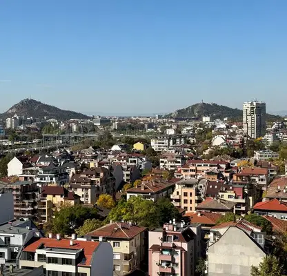 Photo 2 — 3-bedroom apartment in Plovdiv, Sydiiski
