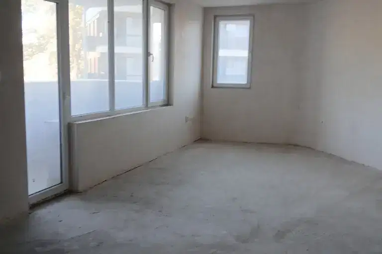 3-bedroom apartment in Plovdiv, Sydiiski