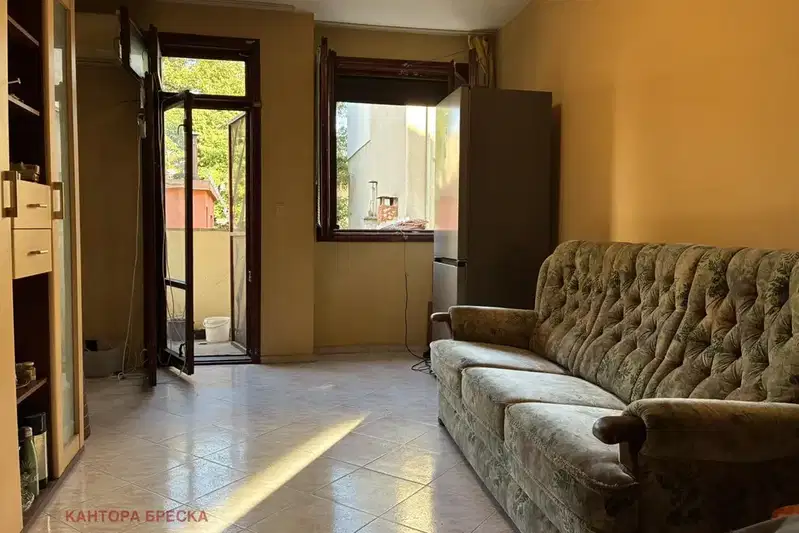 Three-room apartment with two terraces in Sadiyski, Plovdiv