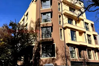 Тристаен апартамент в Съдийски, Пловдив с южно изложение