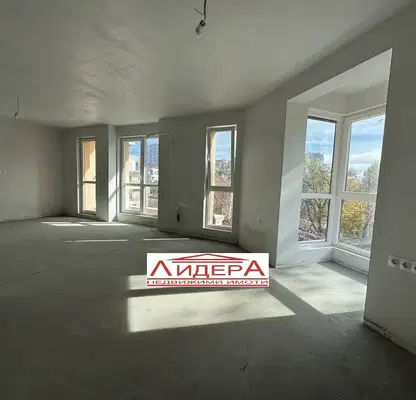 Photo 4 — 3-bedroom apartment in Plovdiv, Sydiiski