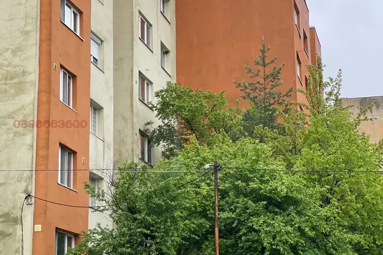 3-bedroom apartment in Pernik, Teva