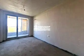 Тристаен апартамент в Пловдив, Тракия