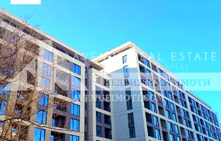 Тристаен апартамент с тераса в затворен комплекс в Тракия, Пловдив