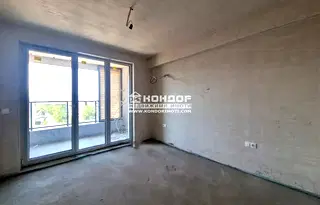 Тристаен апартамент в Пловдив, Тракия
