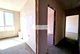Тристаен апартамент в Пловдив, Тракия