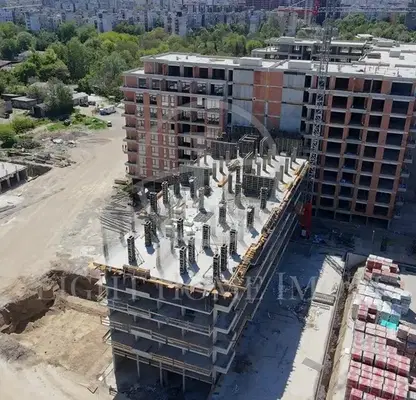 Снимка 2 — Тристаен апартамент в Пловдив, Тракия