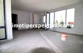 Тристаен апартамент в Пловдив, Тракия