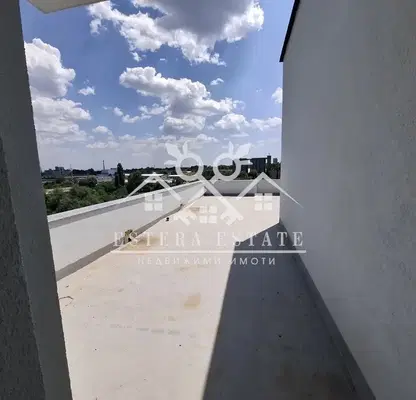 Снимка 4 — Тристаен апартамент в Шумен, Тракия