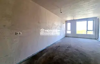 Тристаен апартамент в Пловдив, Тракия