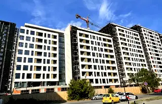Тристаен апартамент в Тракия с паркомясто в затворен комплекс