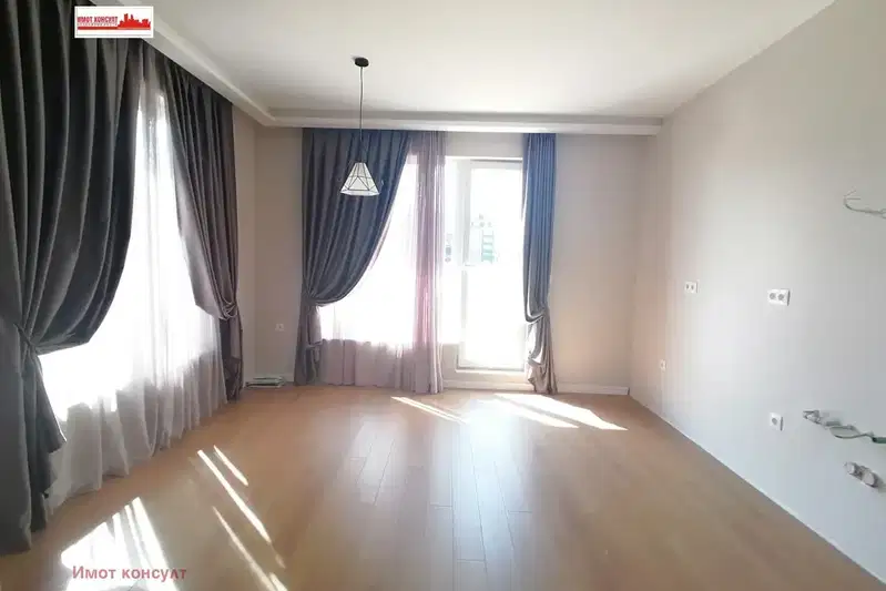3-bedroom apartment in Plovdiv, Trakiya