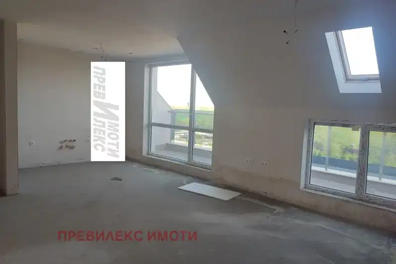 3-стаен апартамент в Тракия с две тераси в Пловдив