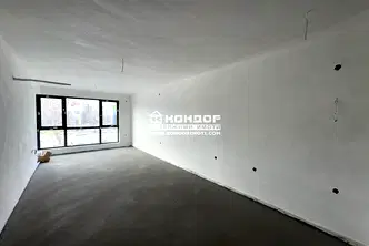 Тристаен апартамент в Пловдив, Тракия