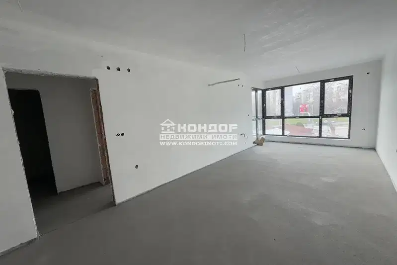 Тристаен апартамент в Пловдив, Тракия