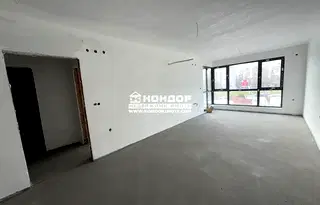 Тристаен апартамент в Пловдив, Тракия
