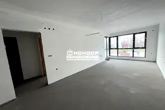 Тристаен апартамент в Пловдив, Тракия
