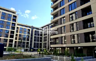 Тристаен апартамент в Пловдив, Тракия
