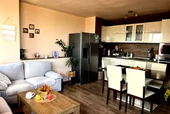 Тристаен апартамент в Пловдив, Тракия