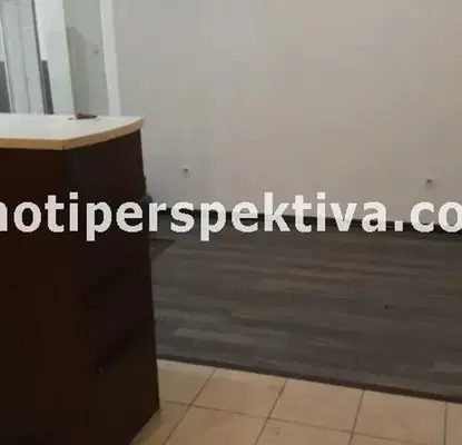 Снимка 5 — Тристаен апартамент в Пловдив, Тракия