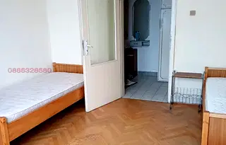 Тристаен апартамент в Шумен, Тракия