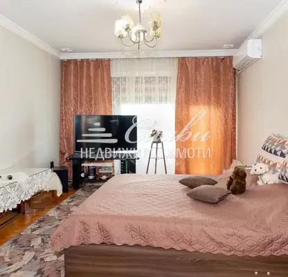Снимка 5 — Тристаен апартамент в Шумен, Тракия