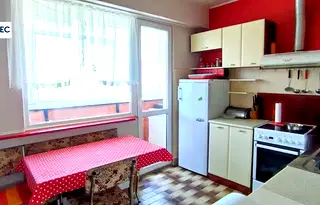 Тристаен апартамент в Шумен, Тракия