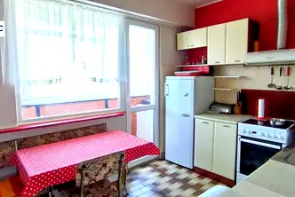 Тристаен апартамент в Шумен, Тракия