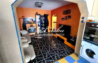 Тристаен апартамент в Шумен, Тракия