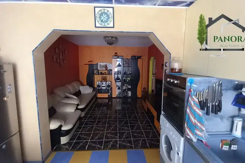 3-bedroom apartment in Shumen, Trakiya