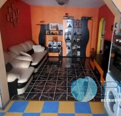 Снимка 5 — Тристаен апартамент 82 кв.м. в кв. Тракия, Шумен с тераса