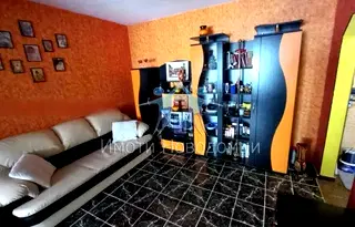 Тристаен апартамент в Шумен, Тракия