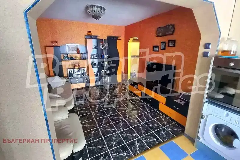 3-bedroom apartment in Shumen, Trakiya