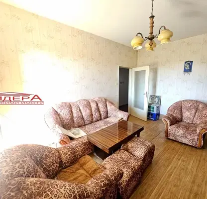 Снимка 4 — Тристаен апартамент в Пловдив, Тракия